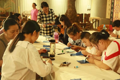 良庫(kù)活動(dòng) | 8.18 傳統(tǒng)手工布藝DIY，將扎染之美進(jìn)行到底